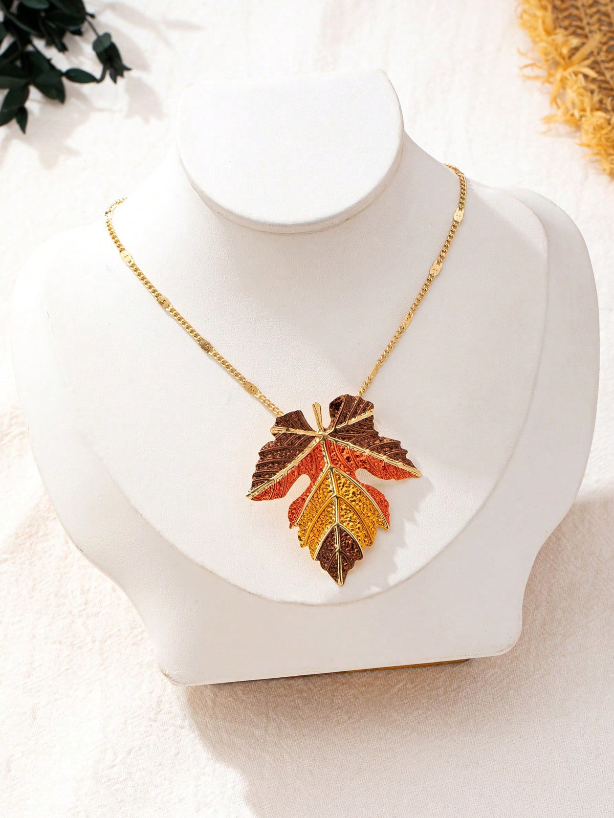 1Pc Autumn Maple Leaf Painted Alloy Necklace for Women